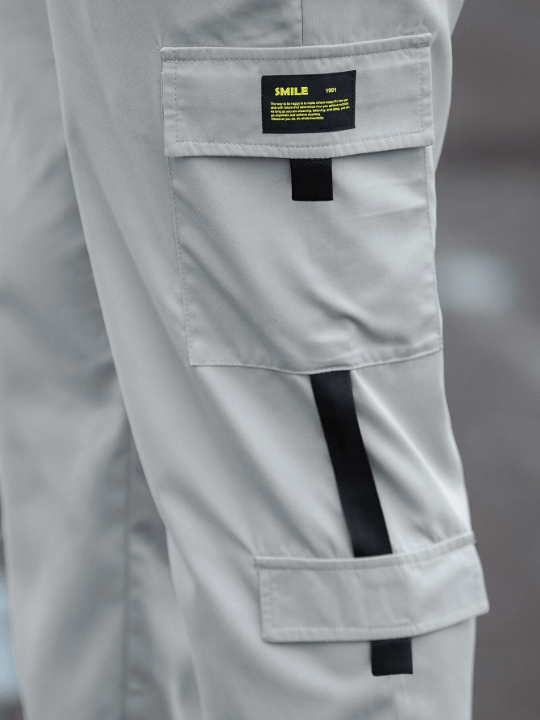 Manfinity Homme Loose - Fitting Men's Patch Design Drawstring Waist Cargo Pants - Lolli World Marketplace