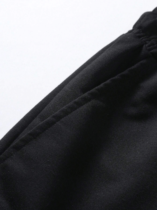 Manfinity Homme Men's Loose Fit Color Block Shorts With Drawstring Waist And Patchwork Detail - Lolli World Marketplace
