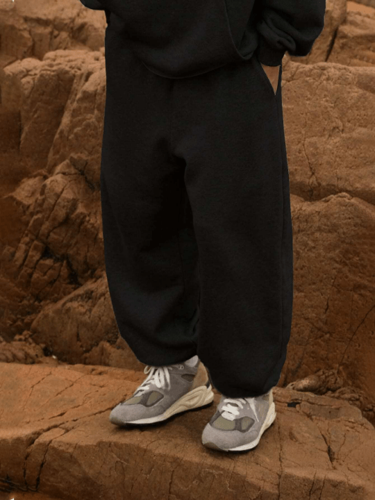 Manfinity Hypemode Loose Fit Men's Solid Color Slant Pocket Sweatpants - Lolli World Marketplace