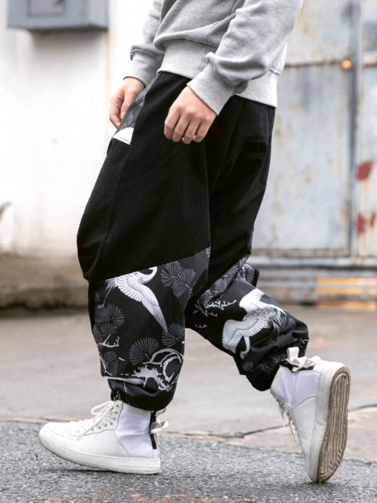 Manfinity Hypemode Men'S Botanical Print Joggers - Lolli World Marketplace