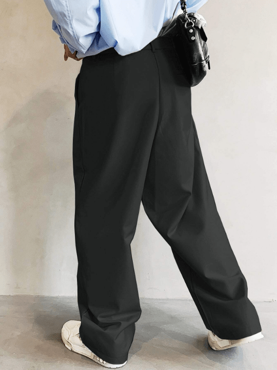 Manfinity Hypemode Men's Loose Fit Pleated Pants With Slant Pockets - Lolli World Marketplace