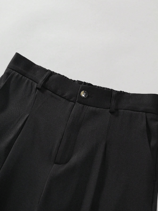 Manfinity Hypemode Men's Solid Color Elastic Waist And Pleated Pants - Lolli World Marketplace
