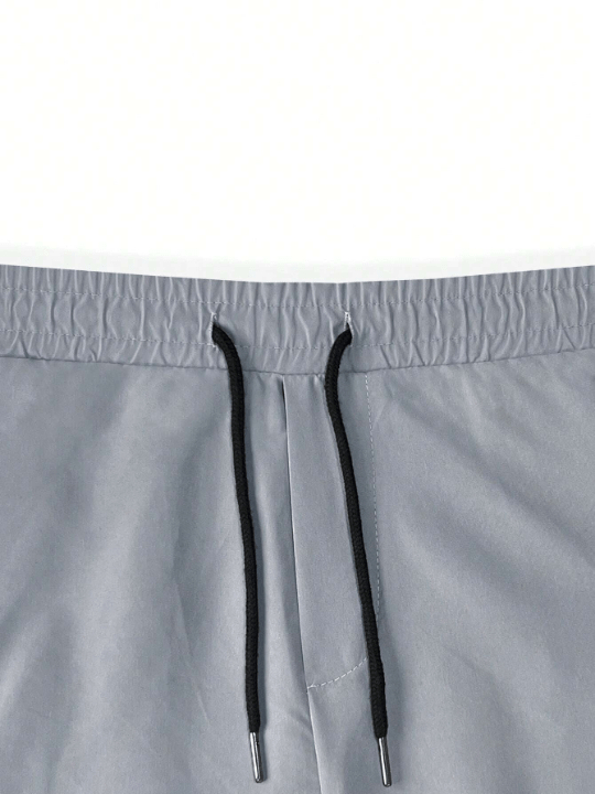 Manfinity LEGND Loose - Fitting Men's Letter Patch Detail Flap Pocket Drawstring Waist Cargo Shorts - Lolli World Marketplace