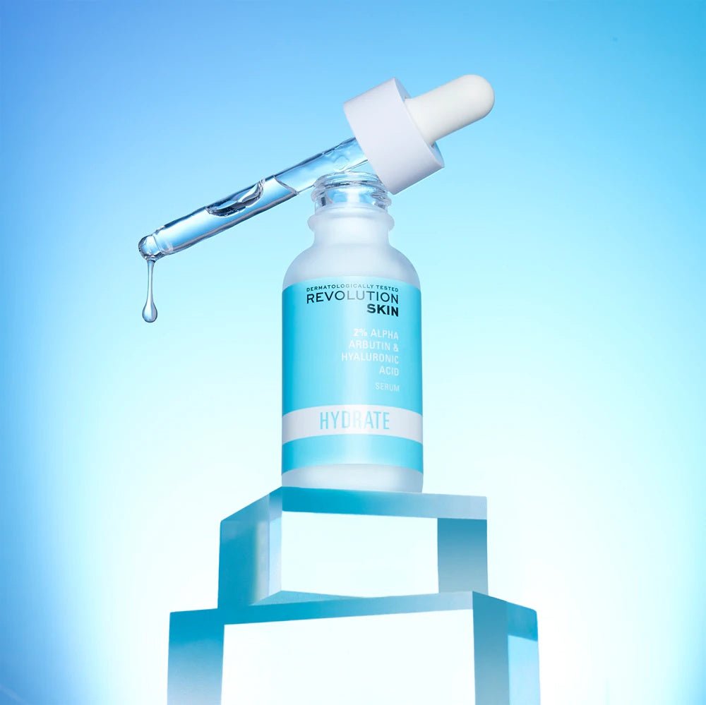 Revolution Skincare Hyaluronic Acid &amp; 2% Alpha Arbutin Brightening moisturizing serum