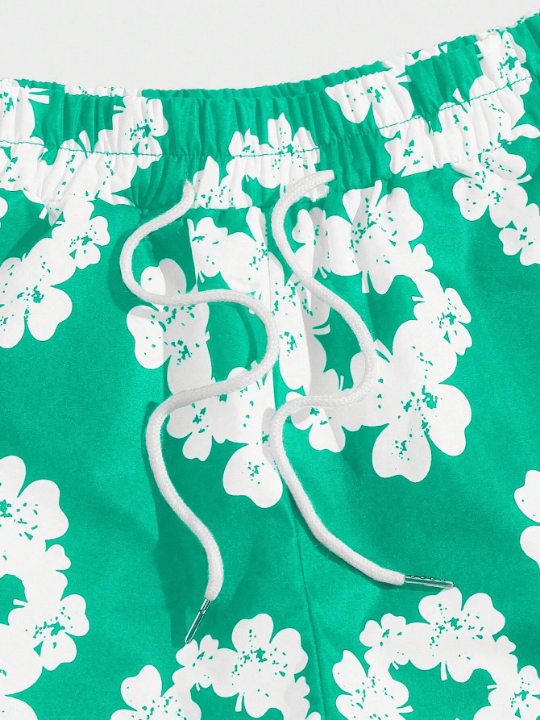 ROMWE Street Life Men's Clover Print Pocket Shorts - Lolli World Marketplace