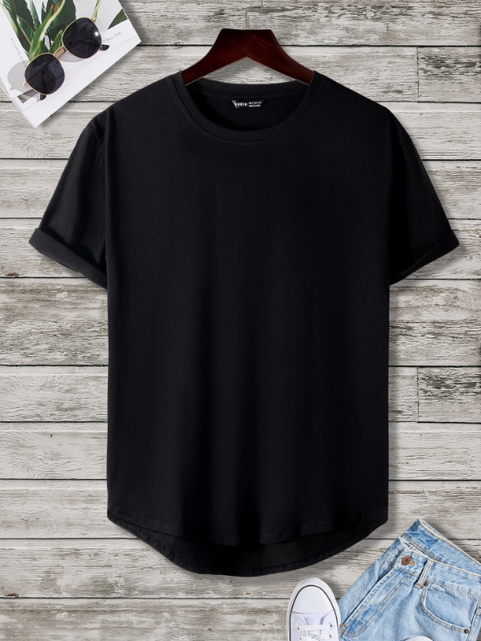 Manfinity Men Curved Hem Tee