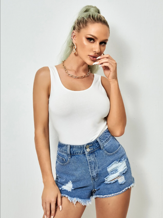 LUNE Solid Form Fitted Tank Top