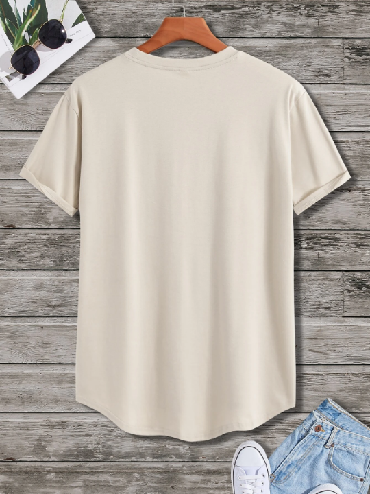 Manfinity Men Curved Hem Tee