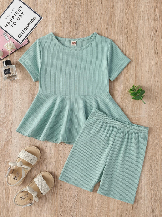 SHEIN Kids EVRYDAY Young Girl Peplum Hem Tee & Biker Shorts