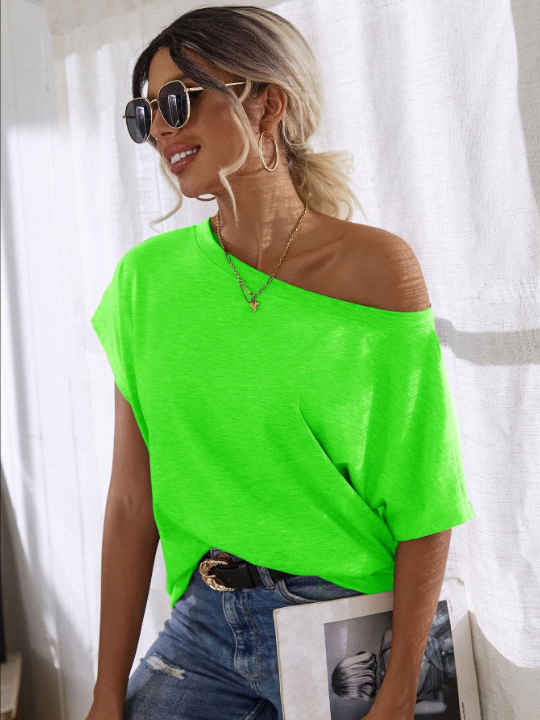 LUNE Neon Lime Batwing Sleeve Solid Tee