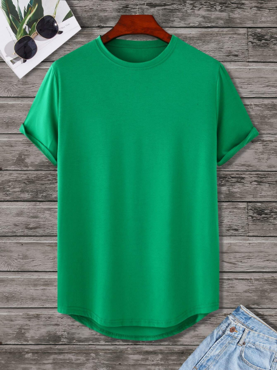 Manfinity Men Curved Hem Tee