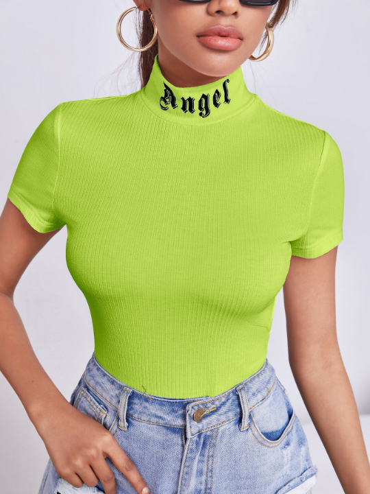 Essnce Letter Graphic Mock Neck Rib Knit Tee