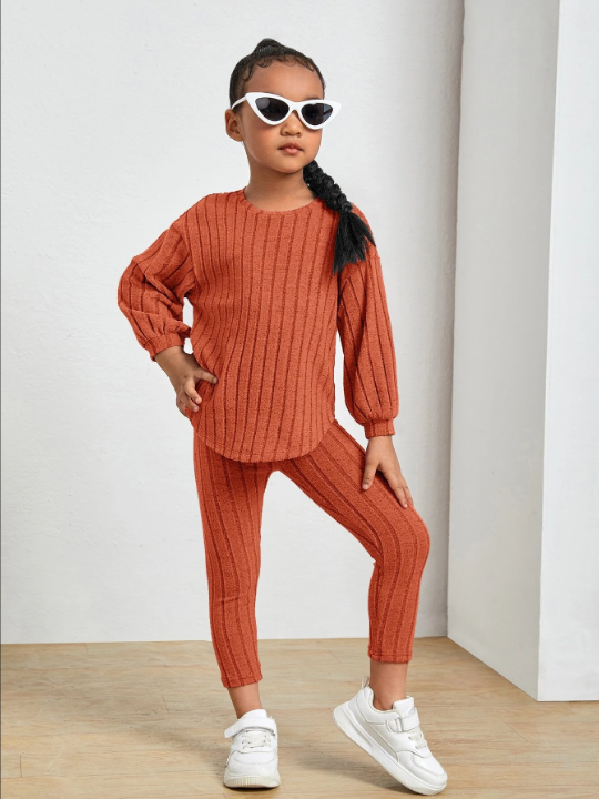 SHEIN Kids Cooltwn Young Girl Rib-Knit Drop Shoulder Curved Hem Tee & Leggings