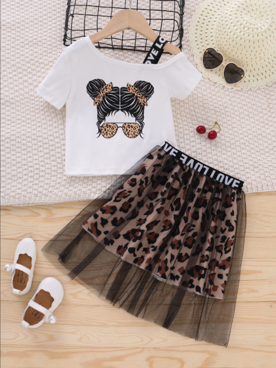 SHEIN Kids EVRYDAY Young Girl Leopard Printed Sporty Streetwear Fashion City Regular Sleeve Off-shoulder Collar Two Piece Set For Summer