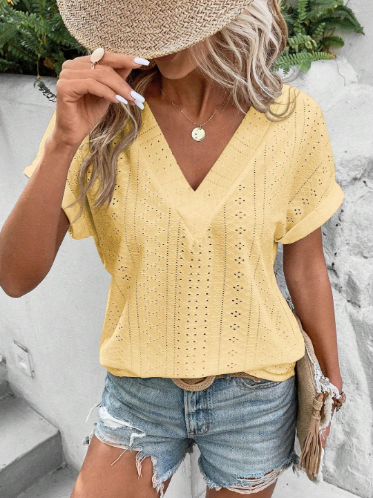 LUNE Eyelet Embroidery Batwing Sleeve Tee