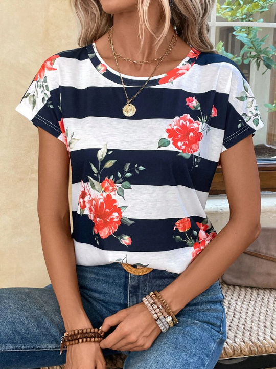 EMERY ROSE Floral Print Batwing Sleeve Tee