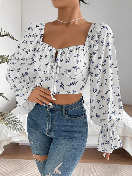 VCAY Ditsy Floral Print Knot Front Flounce Sleeve Crop Blouse