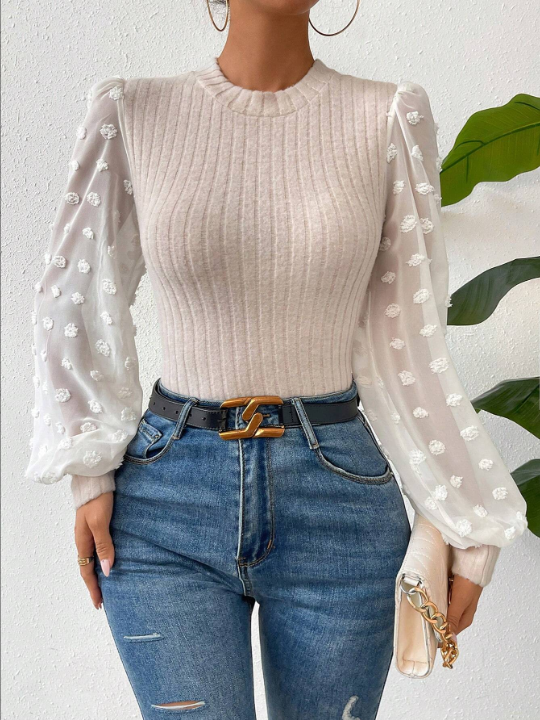 Essnce Swiss Dot Lantern Sleeve Top