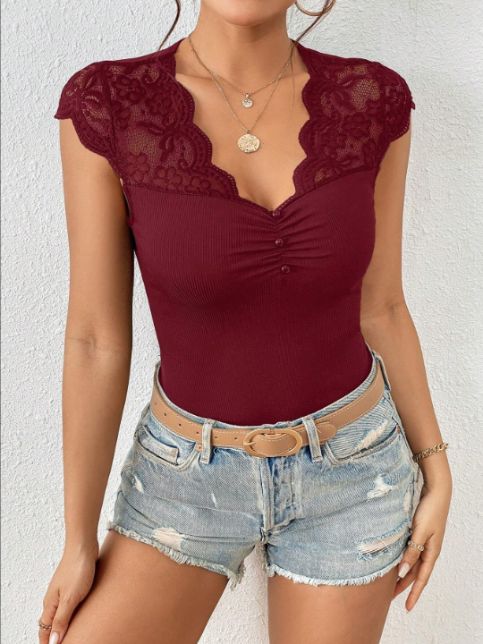 Frenchy Contrast Lace Ruched Tee