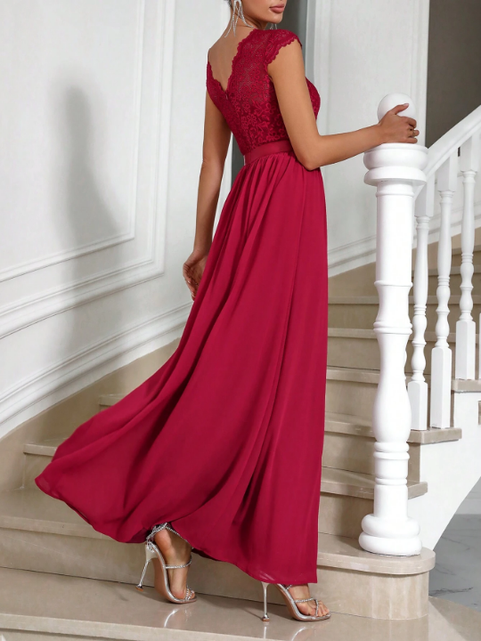 Priv Contrast Lace V Neck Maxi Formal Dress