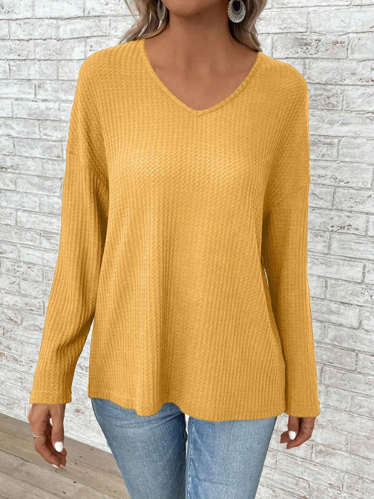 EMERY ROSE Spring Solid V Neck Drop Shoulder Waffle Knit Tee