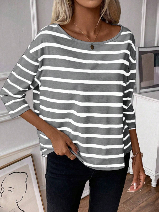 LUNE Striped Print Drop Shoulder Tee