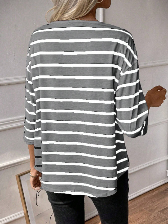 LUNE Striped Print Drop Shoulder Tee