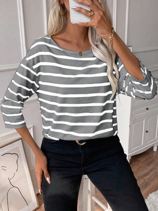 LUNE Striped Print Drop Shoulder Tee