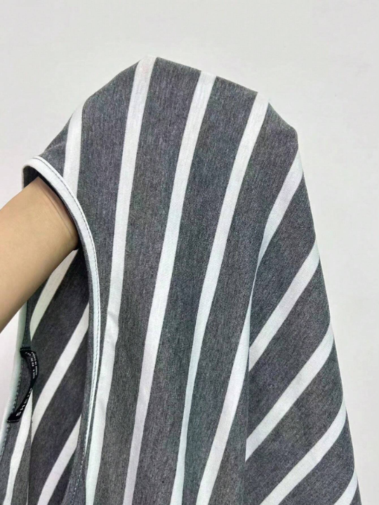 LUNE Striped Print Drop Shoulder Tee