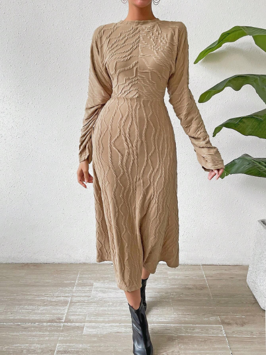 Privé Solid A-line Dress