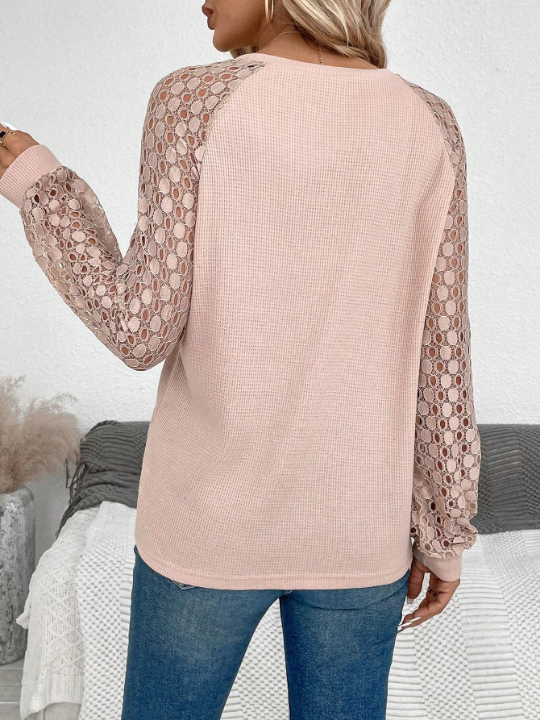 Privé Contrast Lace Raglan Sleeve Tee