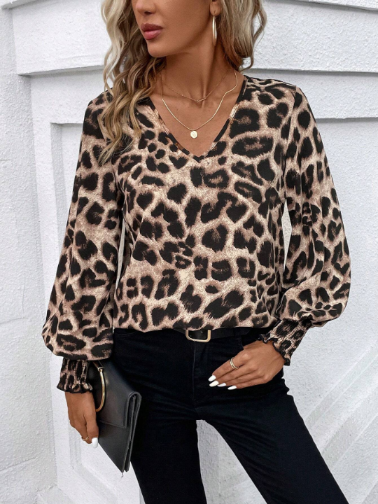 Clasi Leopard Print V-neck Long Sleeve Shirt