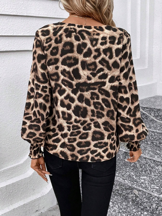 Clasi Leopard Print V-neck Long Sleeve Shirt