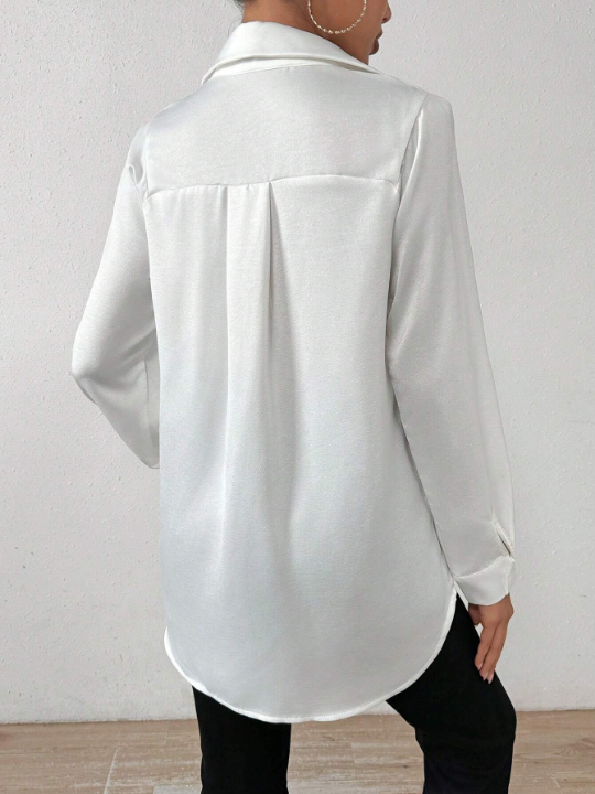 Privé White Simple Shirt With Asymmetric Hemline