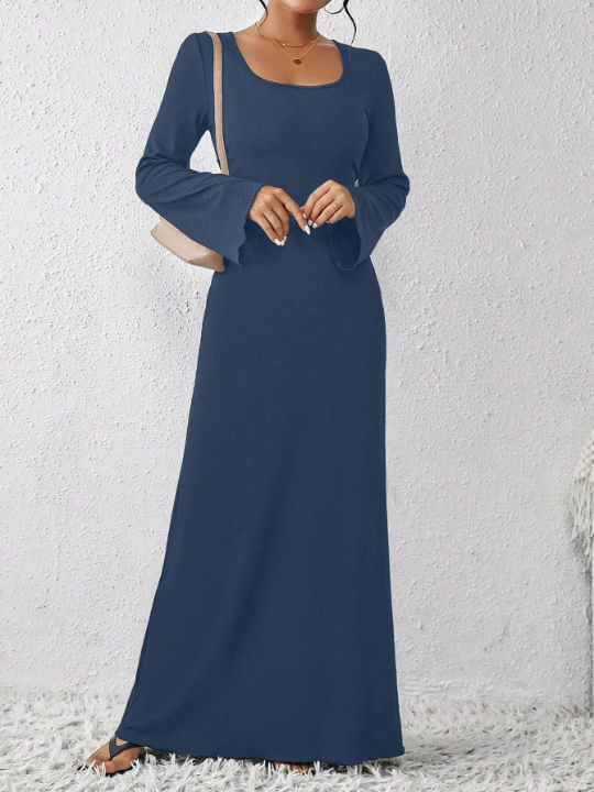 Essnce Elegant Maxi Dress For Women