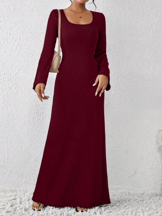 Essnce Elegant Ladies Maxi Dress