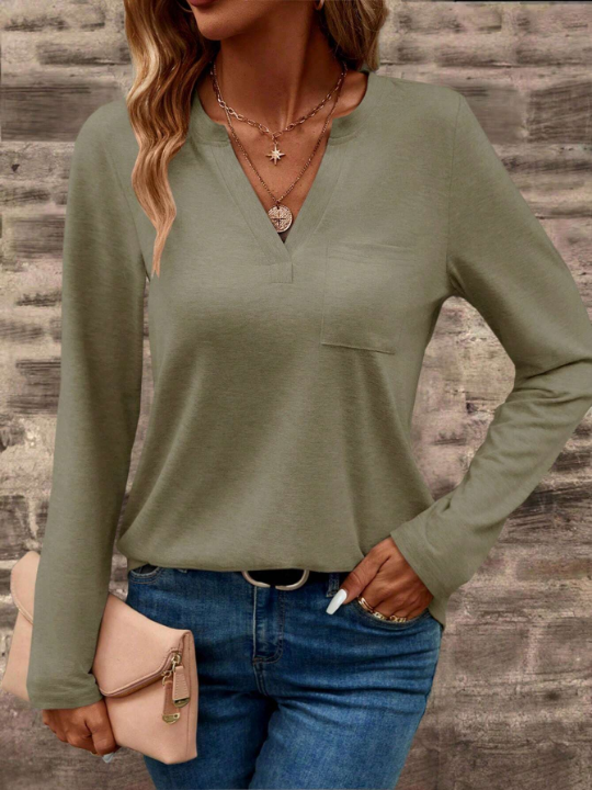 LUNE Solid Color Notched-Neck Tee With Slit