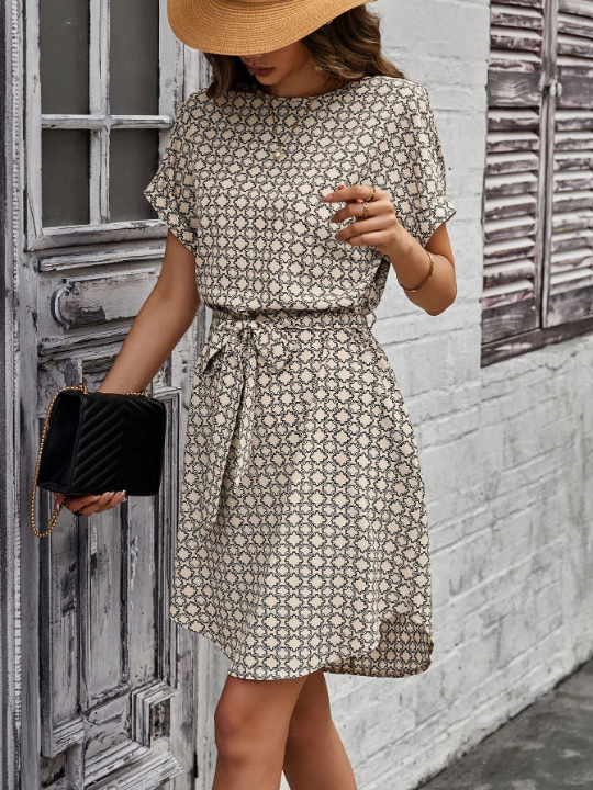 LUNE Short Sleeve Floral Printed Belted Dress