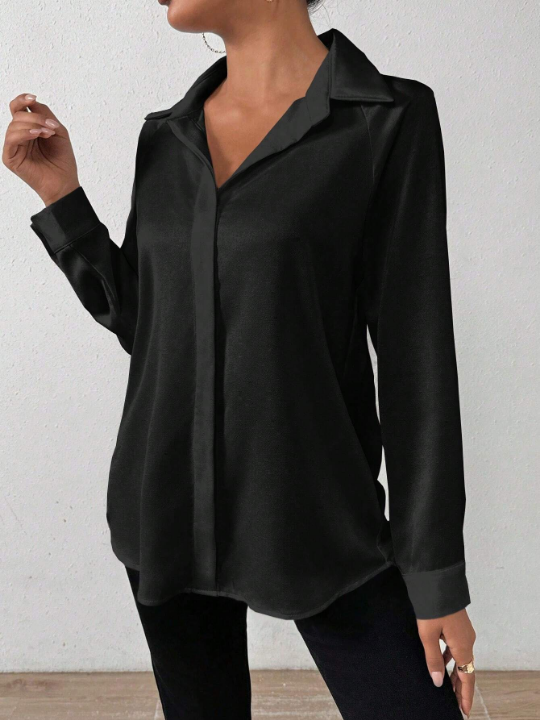 Privé Solid Color Long-Sleeve Shirt