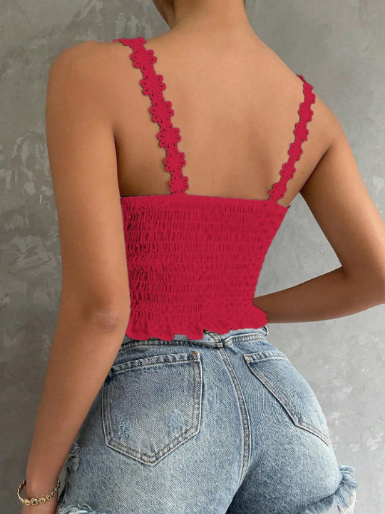 Essnce Solid Color Lace Camisole Top