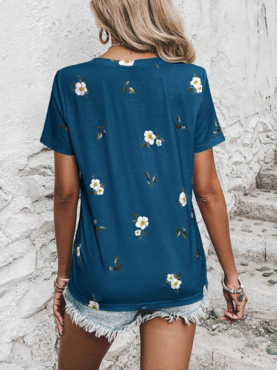 LUNE Floral Print Round Neck Tee Graphic T Shirt