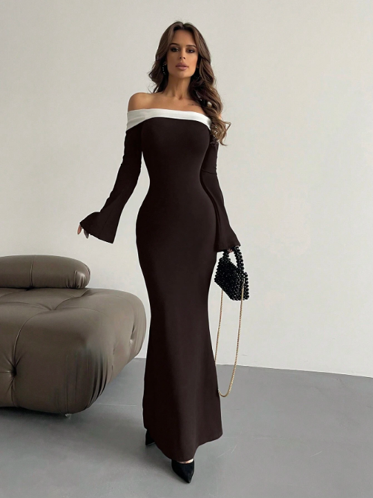 Privé Contrast Off Shoulder Bell Sleeve Bodycon Long Black Dress With Sleeves