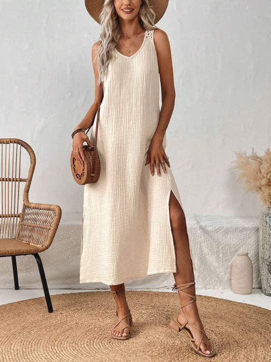 LUNE Cutout Embroidery Patchwork Crepe Side Slit Dress