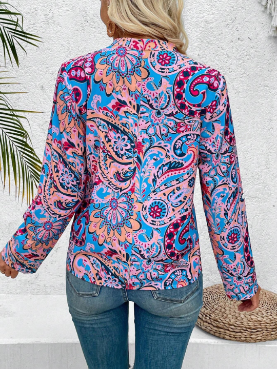 LUNE Printed Notched Collar Casual Shirt With Paisley Pattern