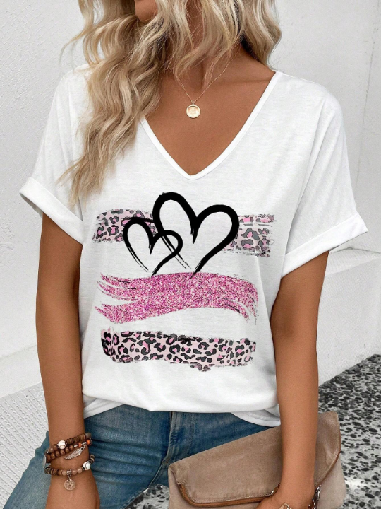 LUNE Heart Print V-Neck Short Sleeve T-Shirt