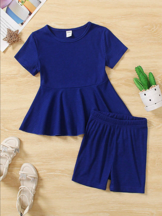 SHEIN Kids EVRYDAY Young Girl's Solid Color Round Neck Short Sleeve Top With Ruffled Hem And Shorts Set