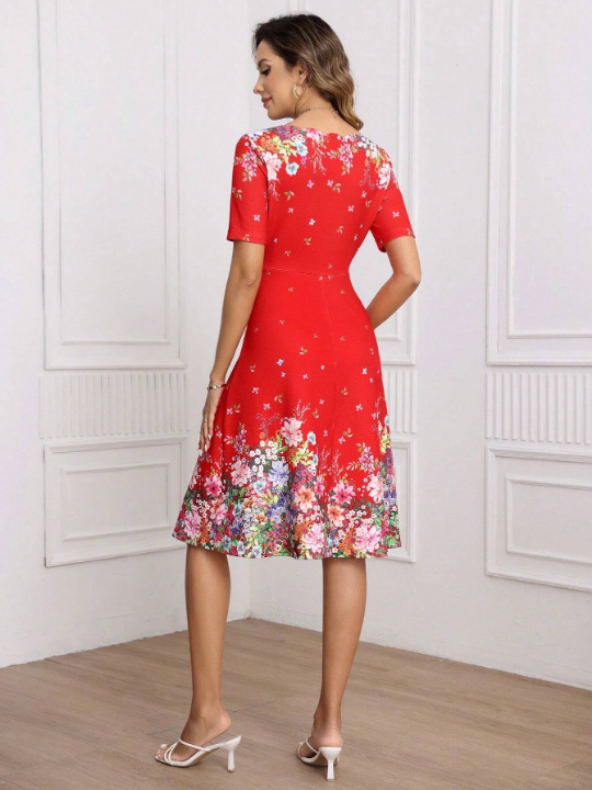 Clasi Floral Print V-Neck Slim Short Sleeve Dress