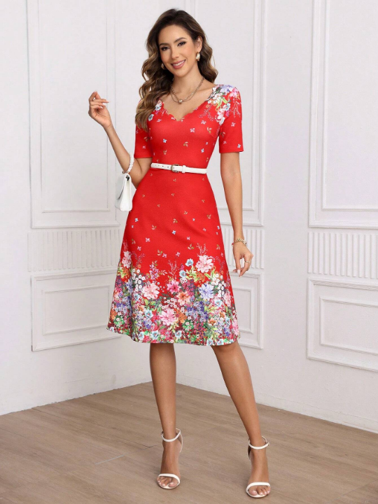 Clasi Floral Print V-Neck Slim Short Sleeve Dress