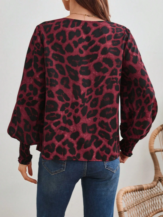 LUNE Women's Leopard Print V-Neck Lantern Sleeve Fashion Shirt