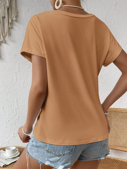 LUNE Summer Round Neck Short Sleeve Tee Shirt With Open Knot Detail And Split Hem